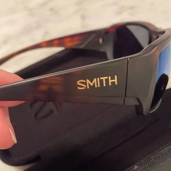 Smith Guide series Sunglasses - Picture 2 of 8